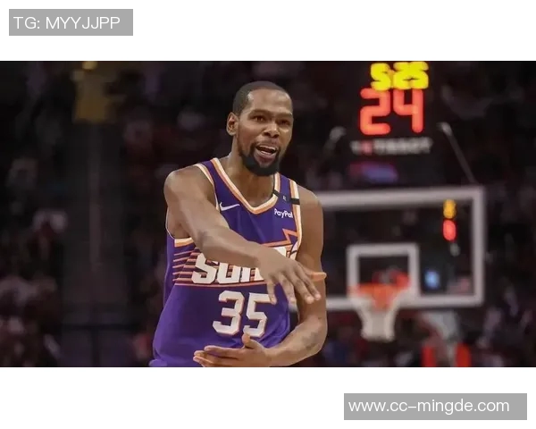 杜兰特称抢下18个前场板是取胜关键强调进攻回合的重要性